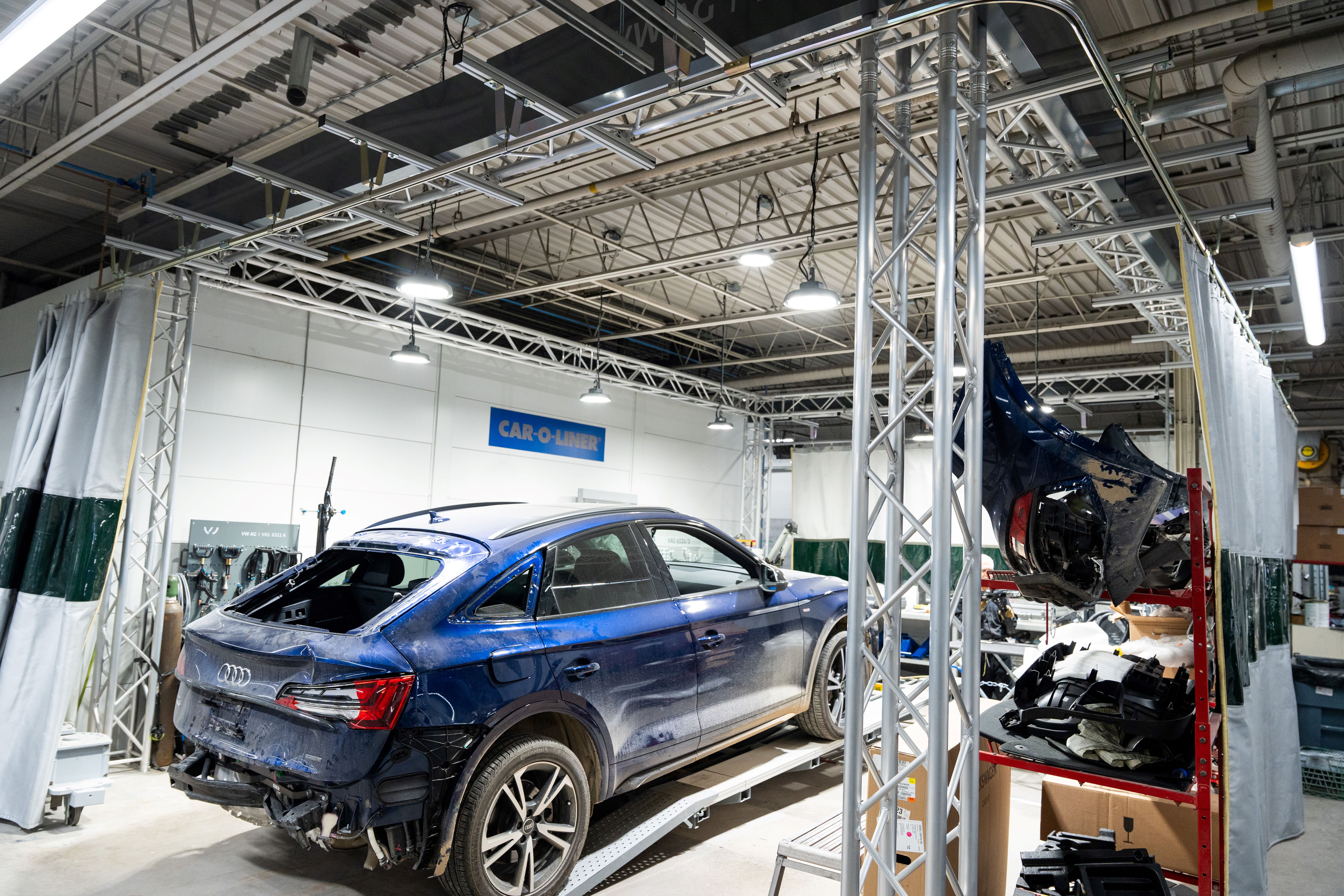 Bramgate Collision Centre gallery 3