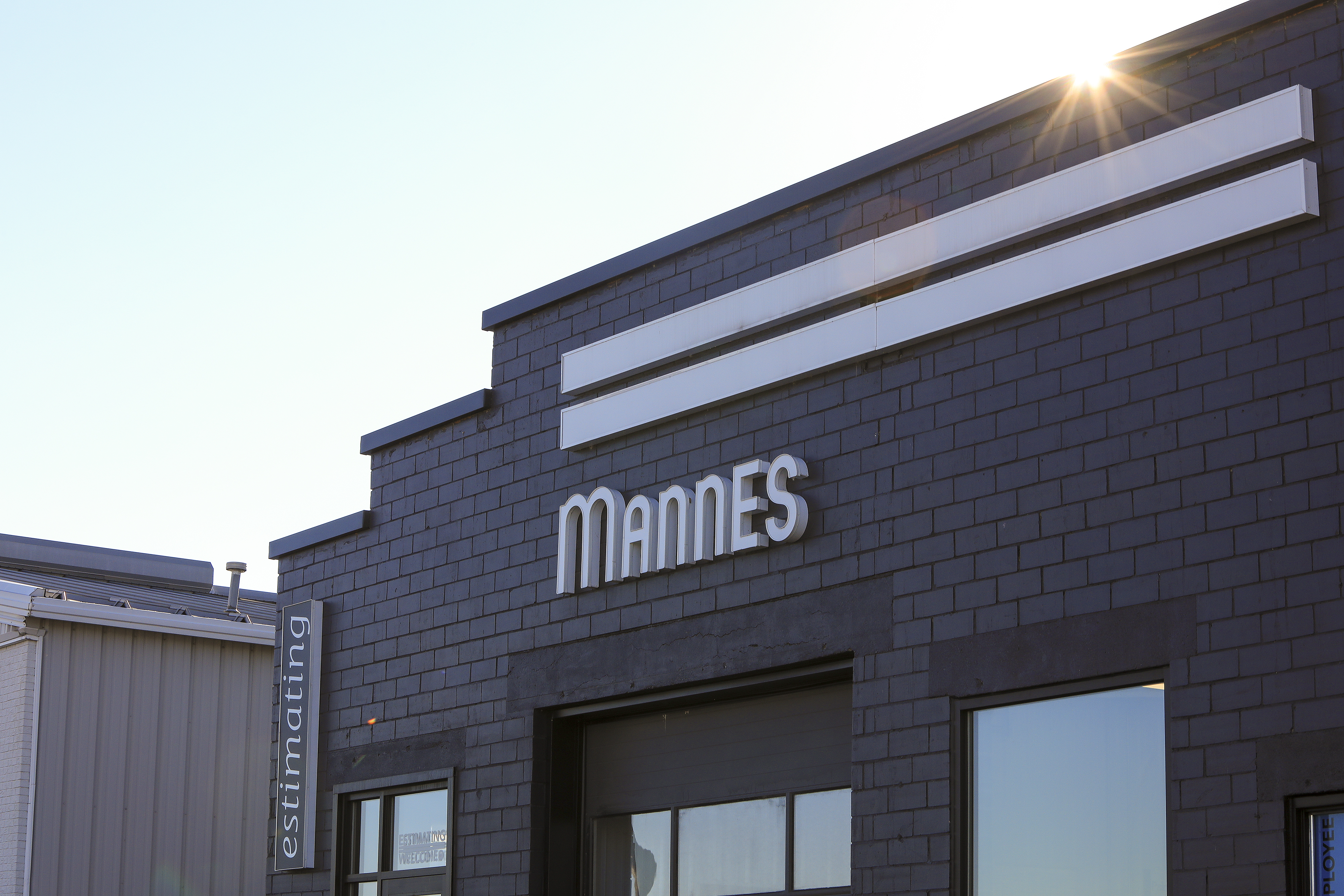 Mannes Body Shop