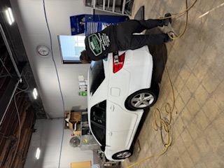 Burns Collision Center gallery 4