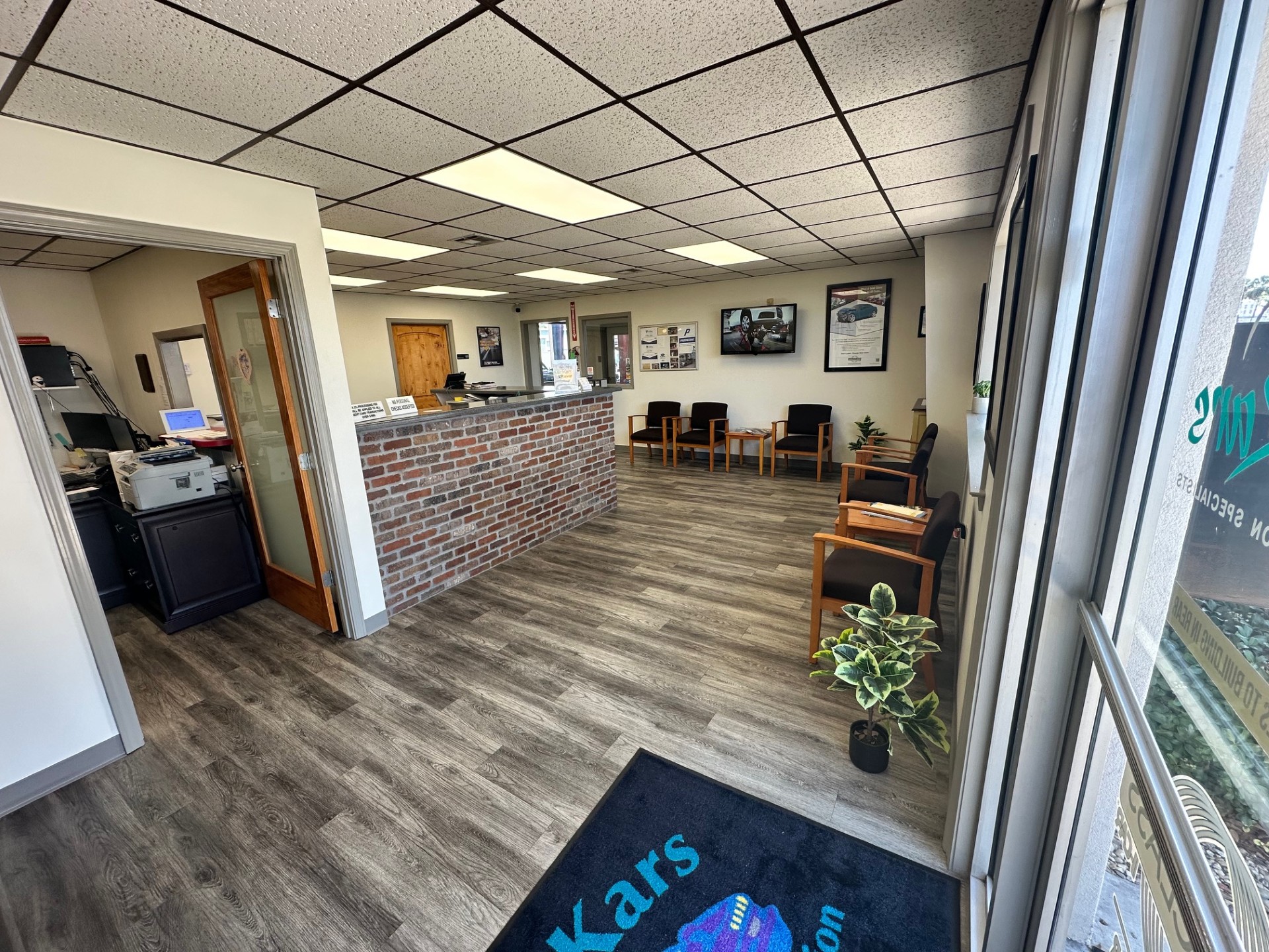 Kev's Kars Collision LLC gallery 2