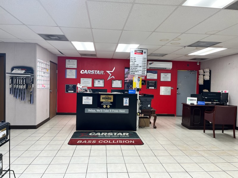 CARSTAR Bass Collision gallery 1