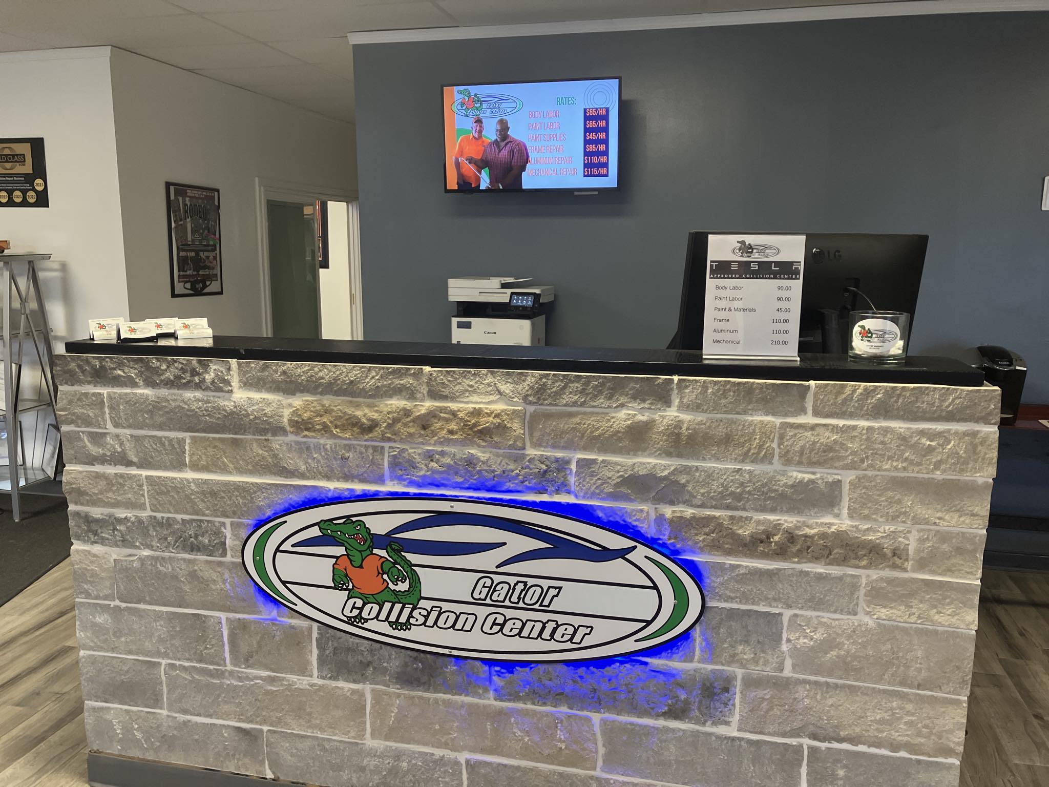 Gator Collision Center gallery 2