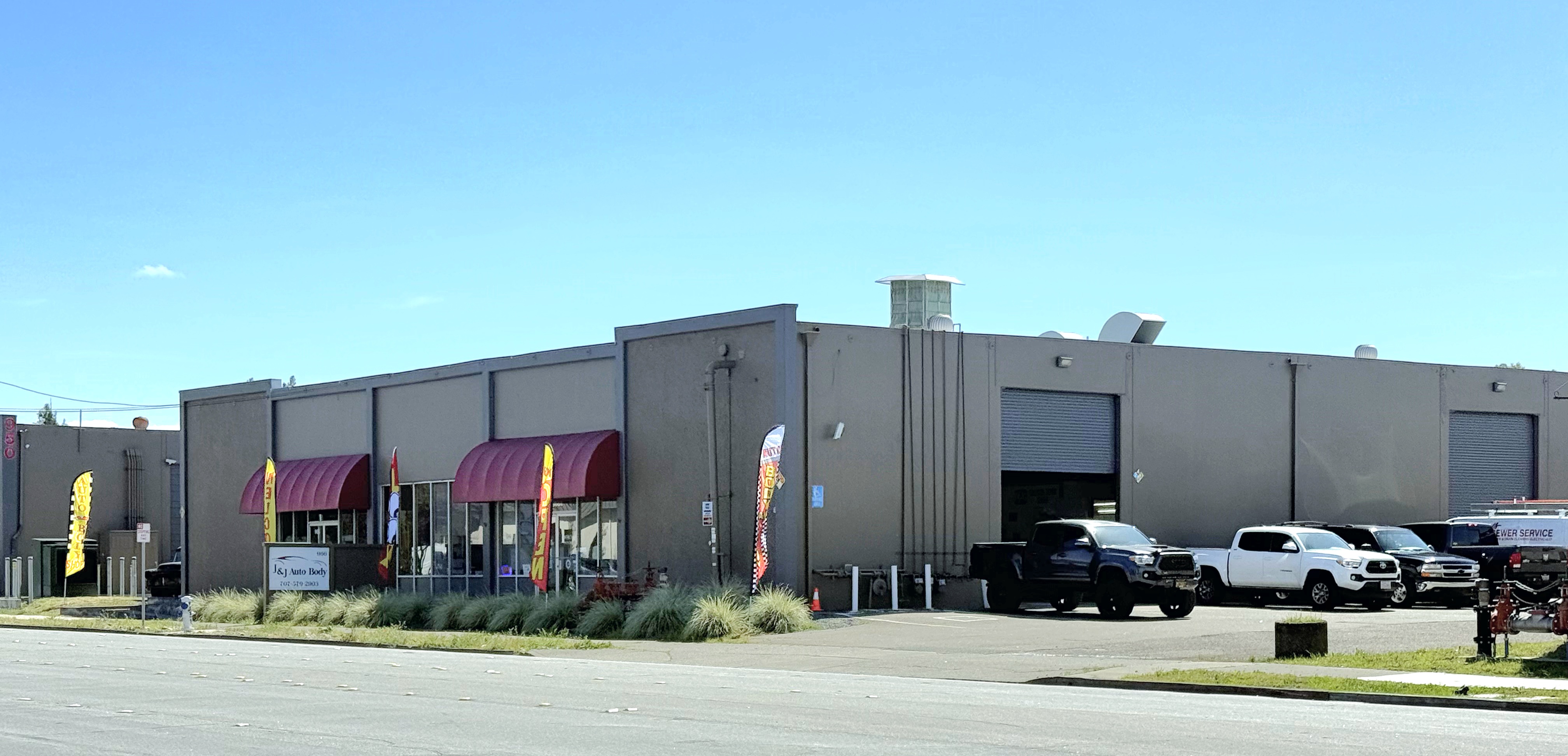 J & J Auto Body - Piner Road gallery 1
