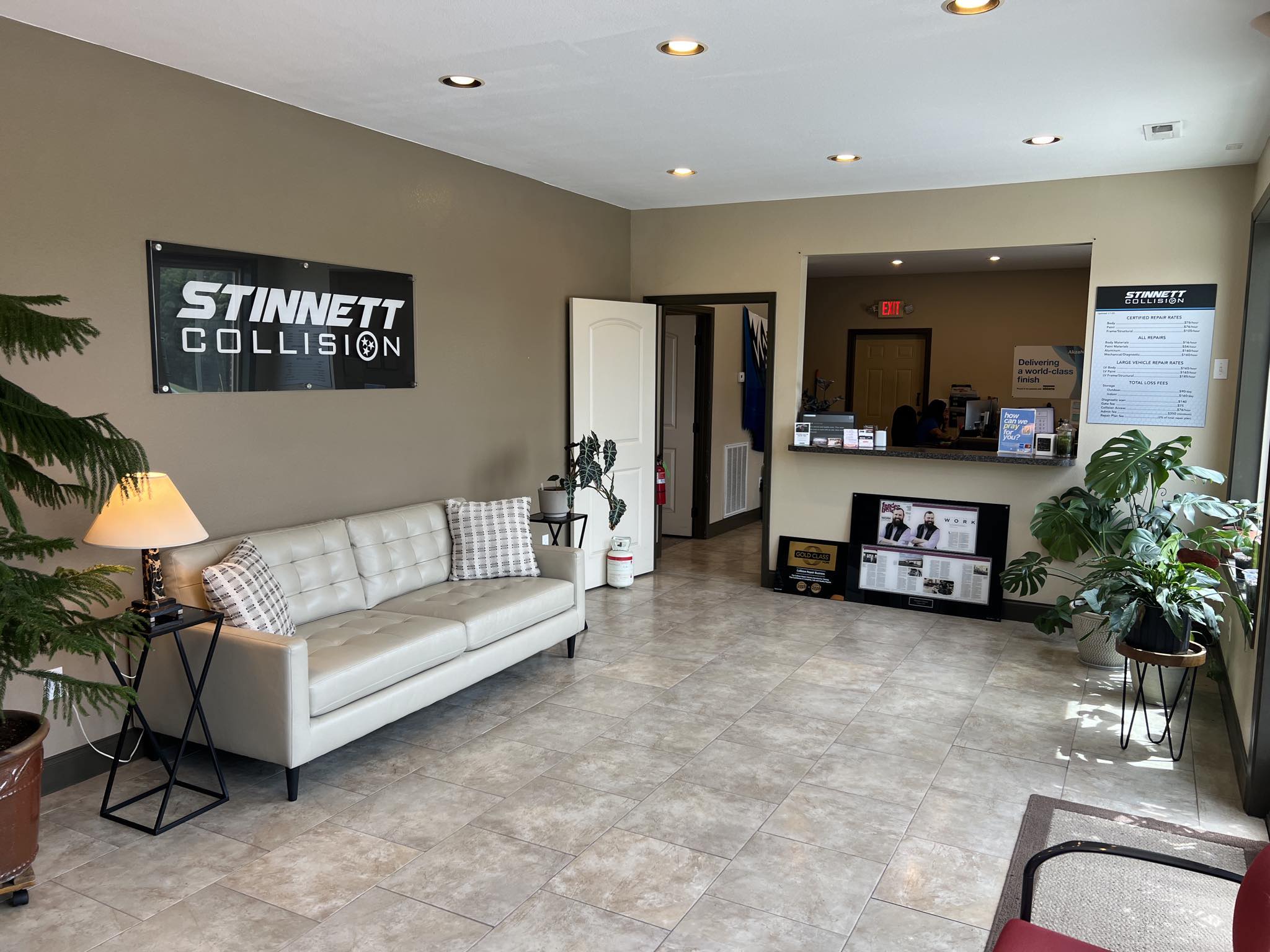 Stinnett Collision-Sevierville gallery 2