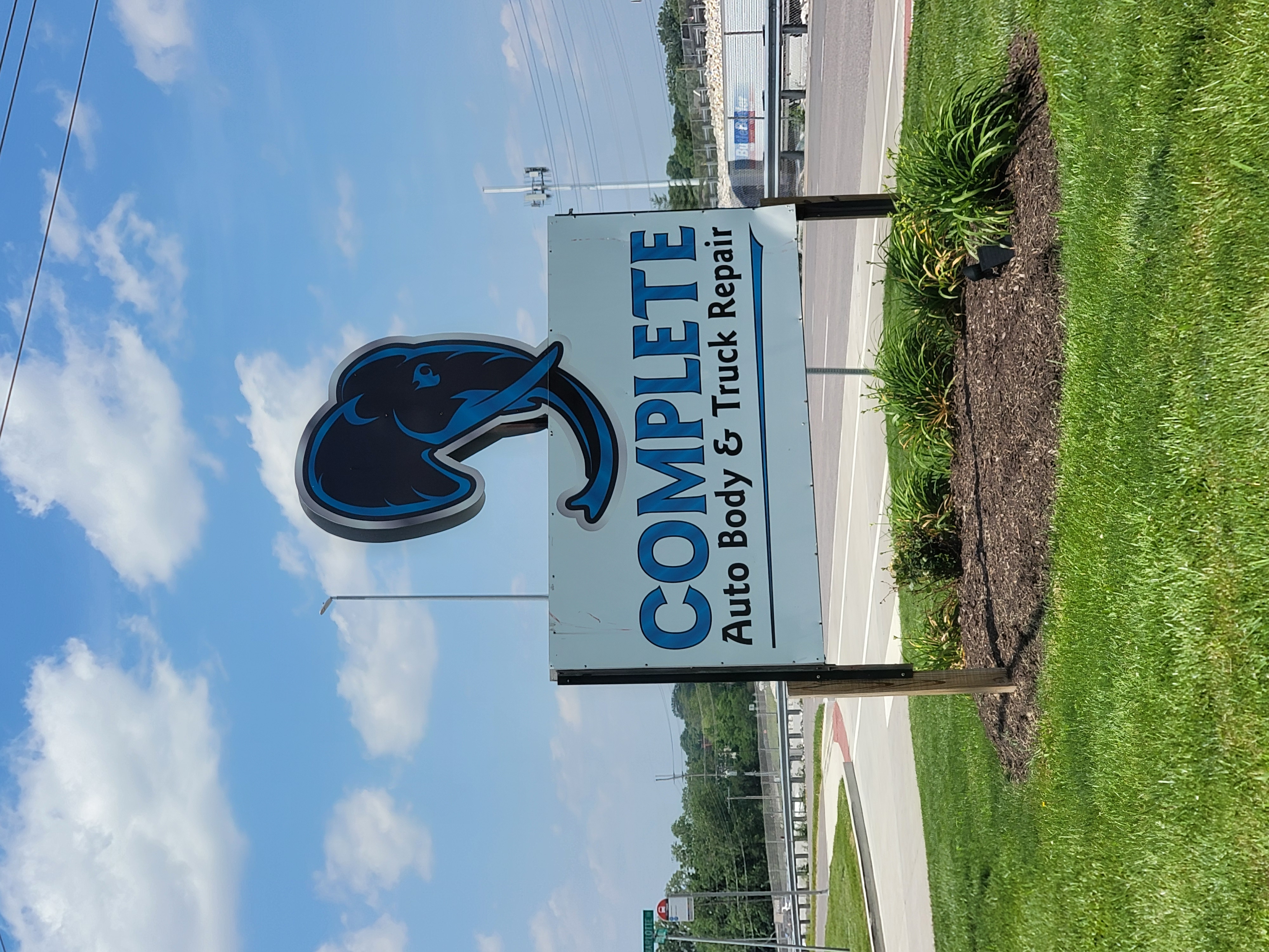 Complete Auto Body Centers - Pershall gallery 5