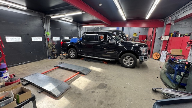 Parkway Auto Body gallery 7