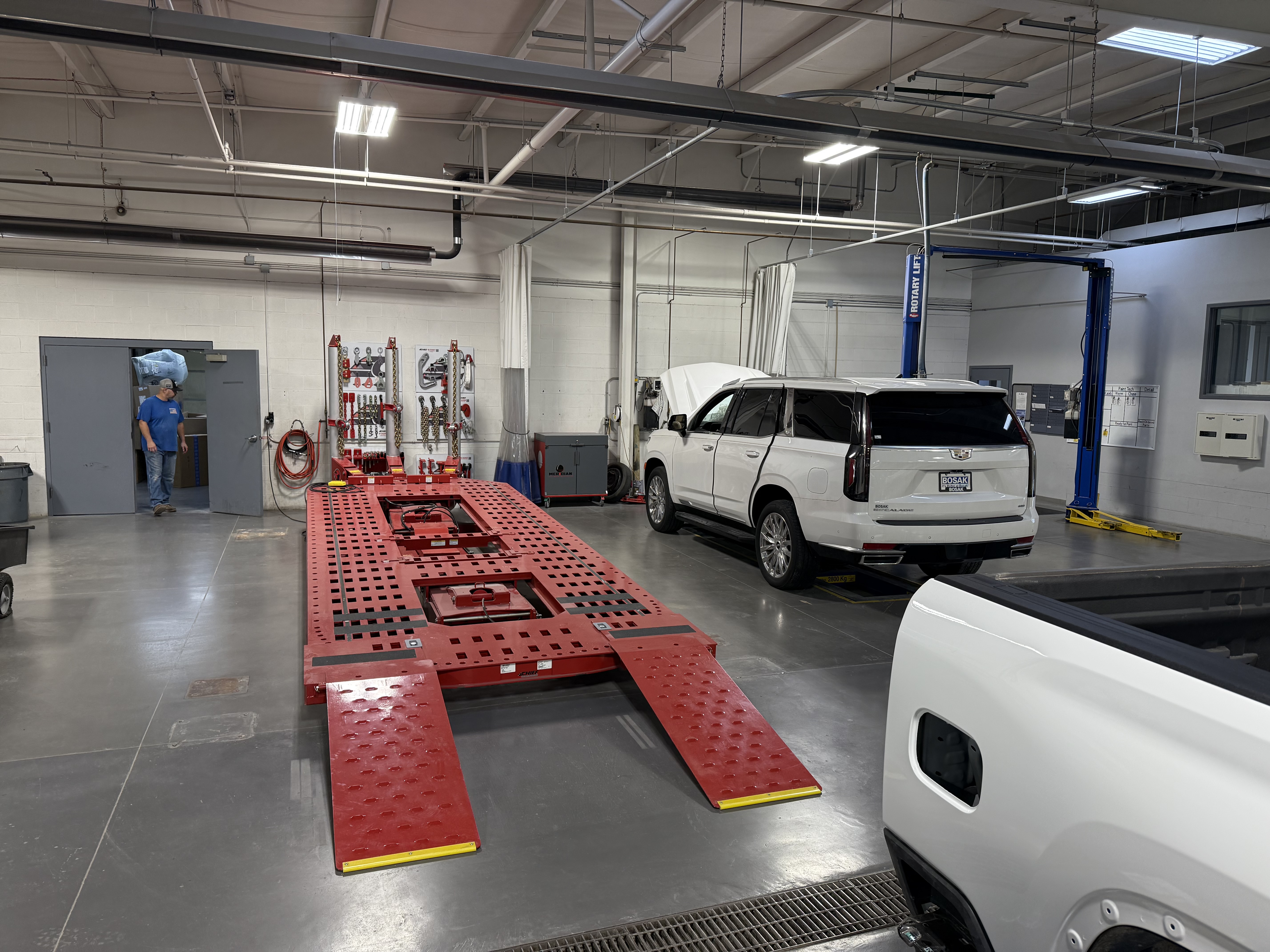Sapaugh Auto Body gallery 6