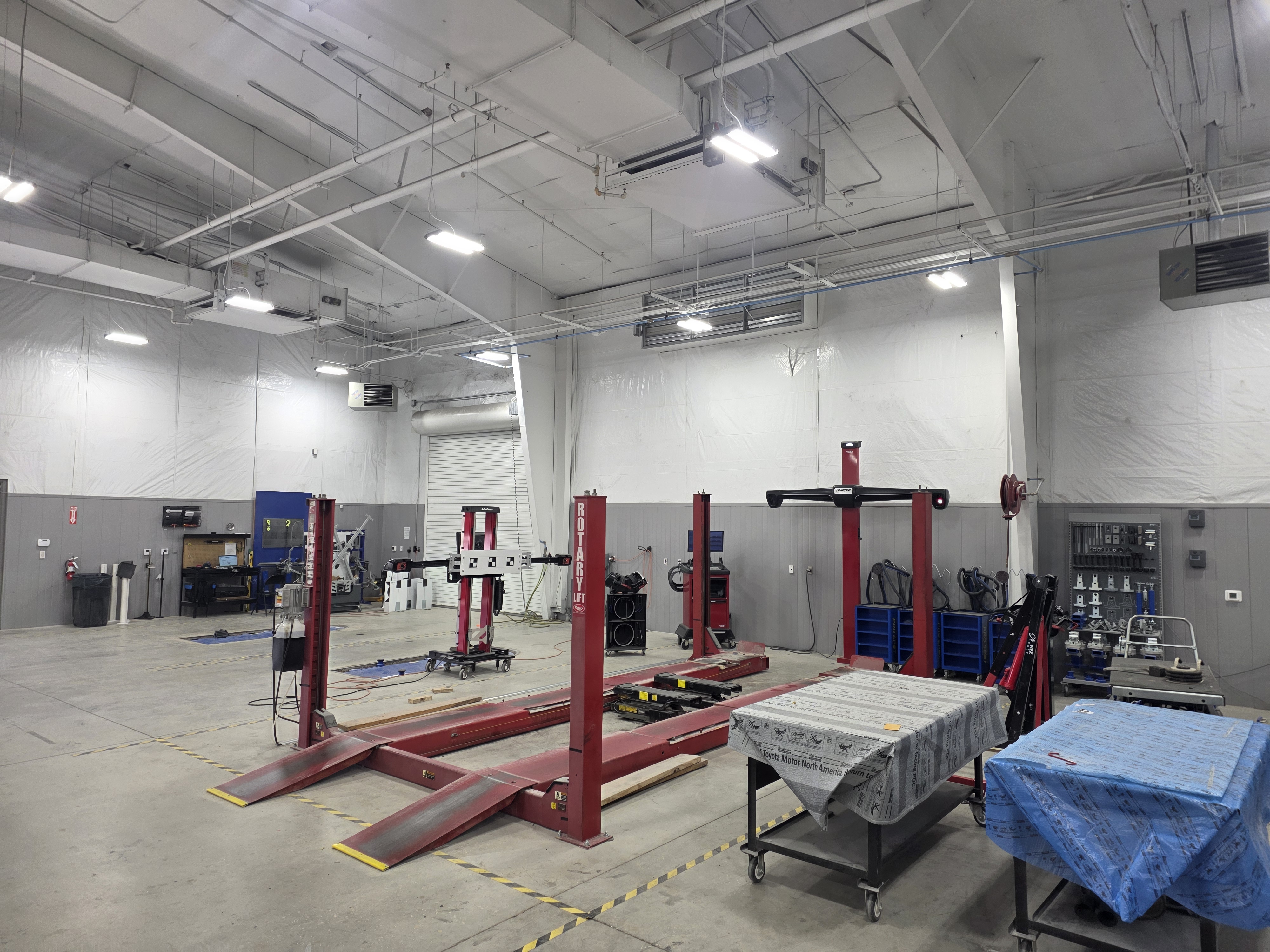 Vic Vaughan Toyota Certified Collision Center  gallery 6