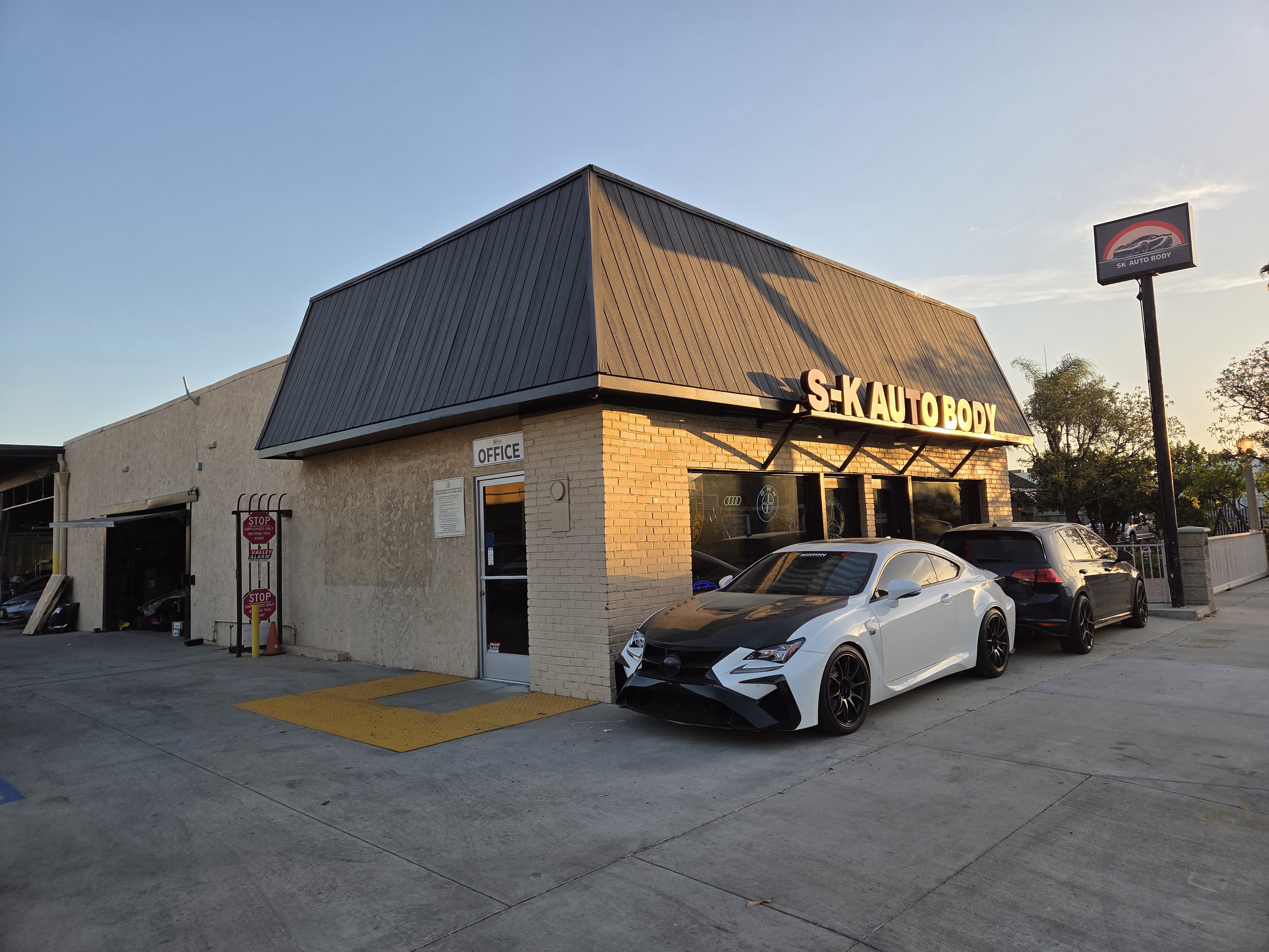 SK Auto Body
