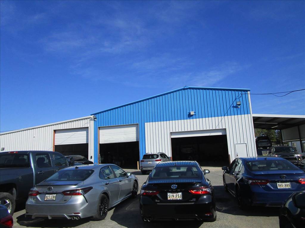 Team Collision Center gallery 5