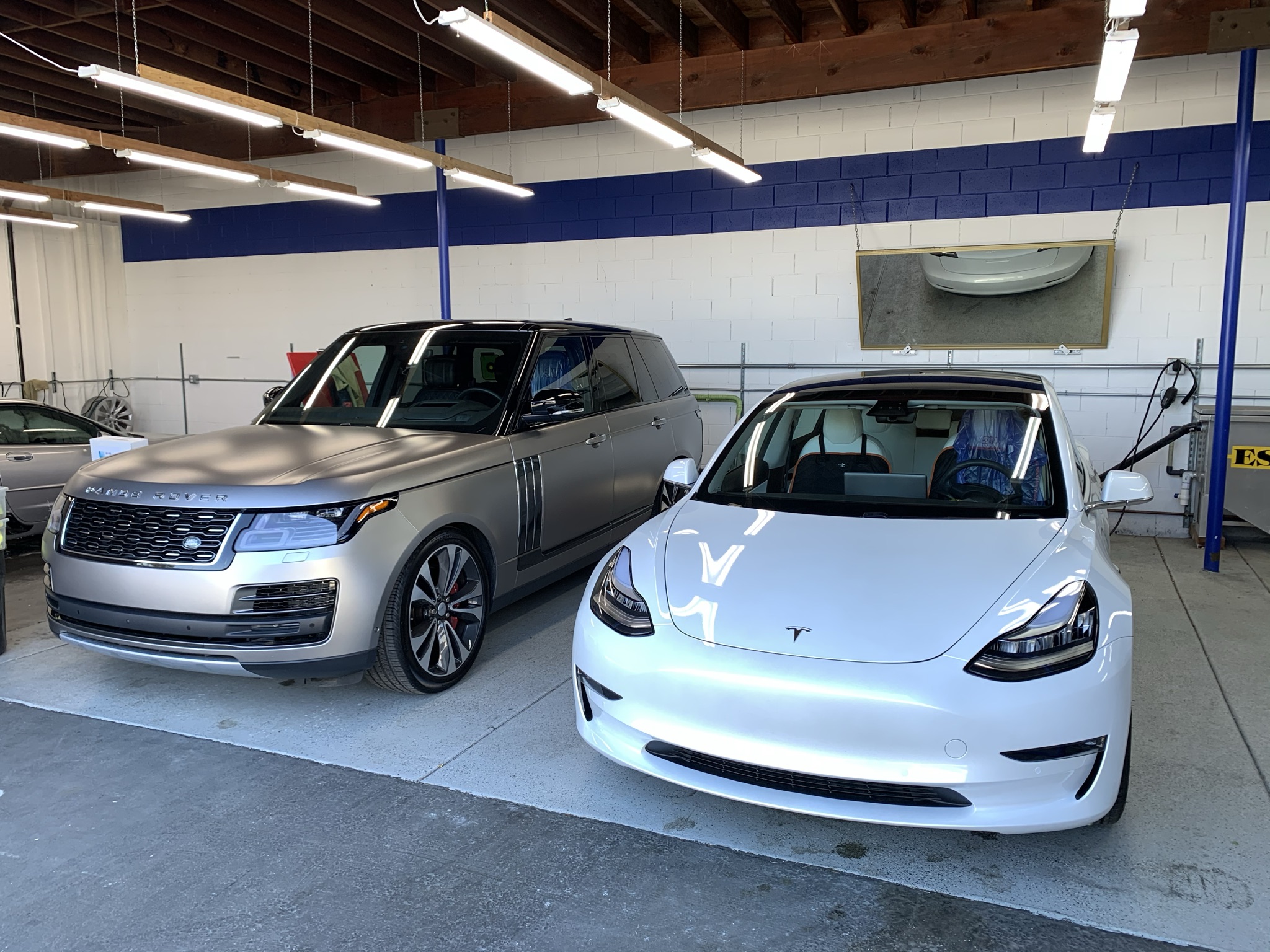 A Superior Collision Shop gallery 4