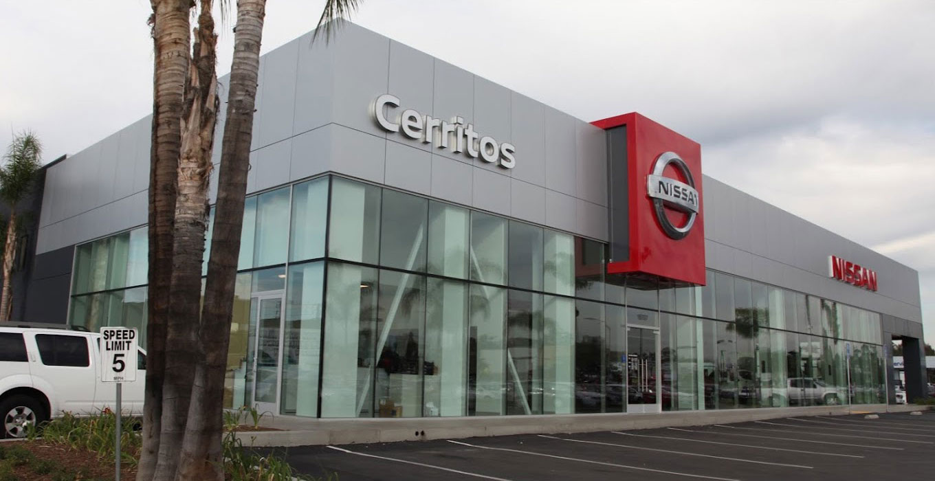 Cerritos Collision Center gallery 1
