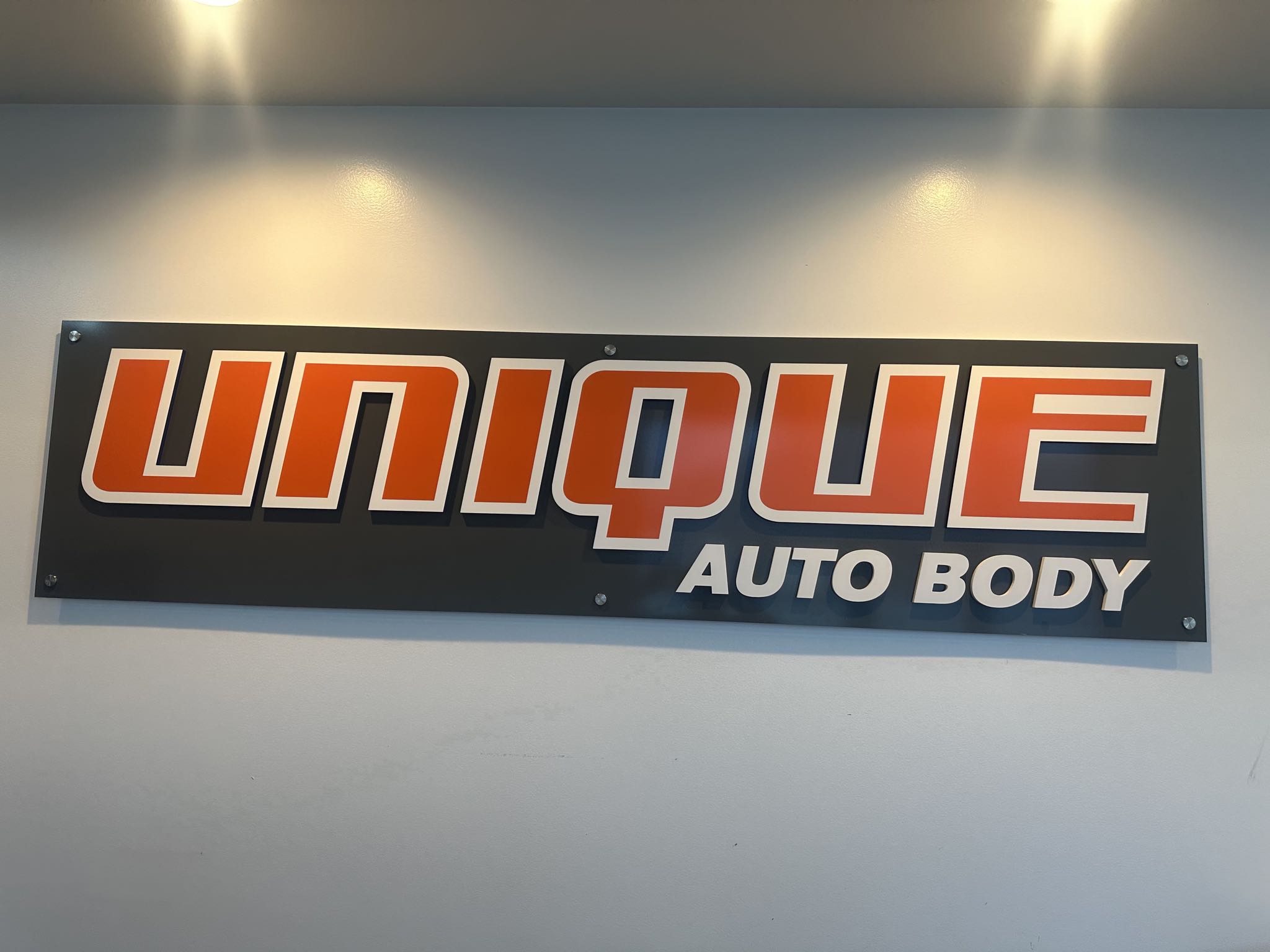 Unique Auto Body Lindon LLC