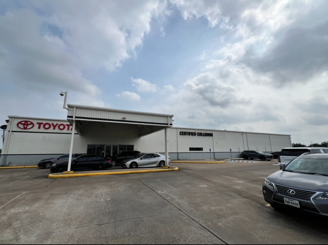 Mike Calvert Toyota Collision gallery 1