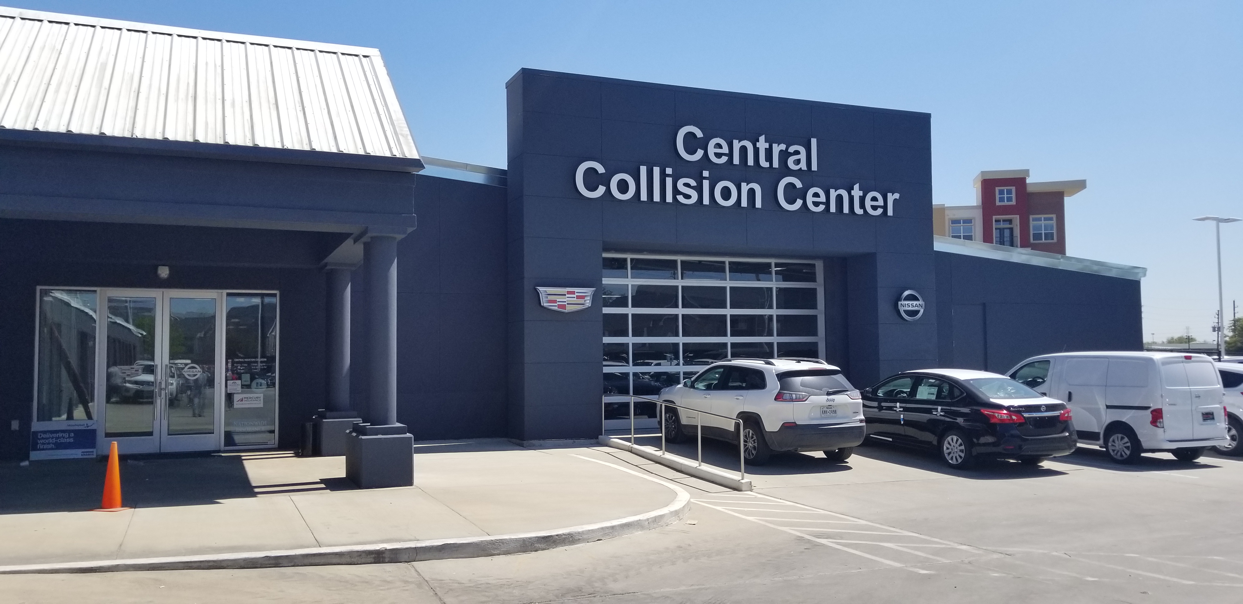 Central Houston Nissan gallery 6