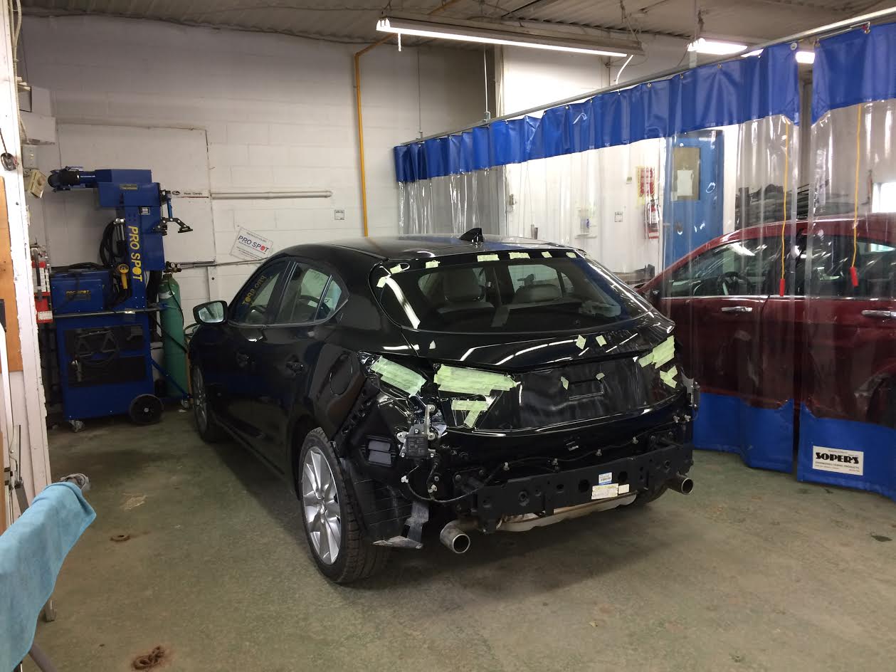 Newmarket Auto Body Ltd. gallery 3