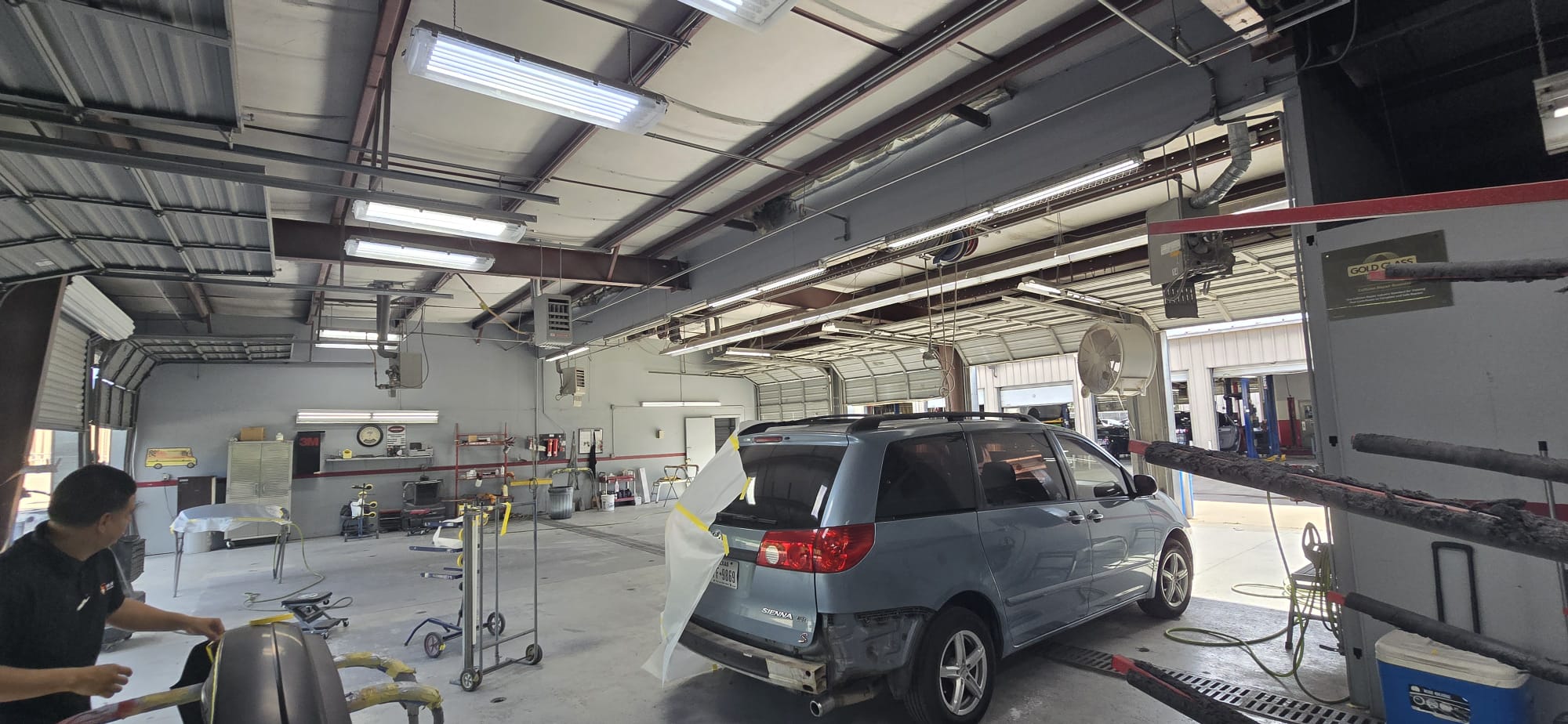 Bravos Collision Center gallery 5