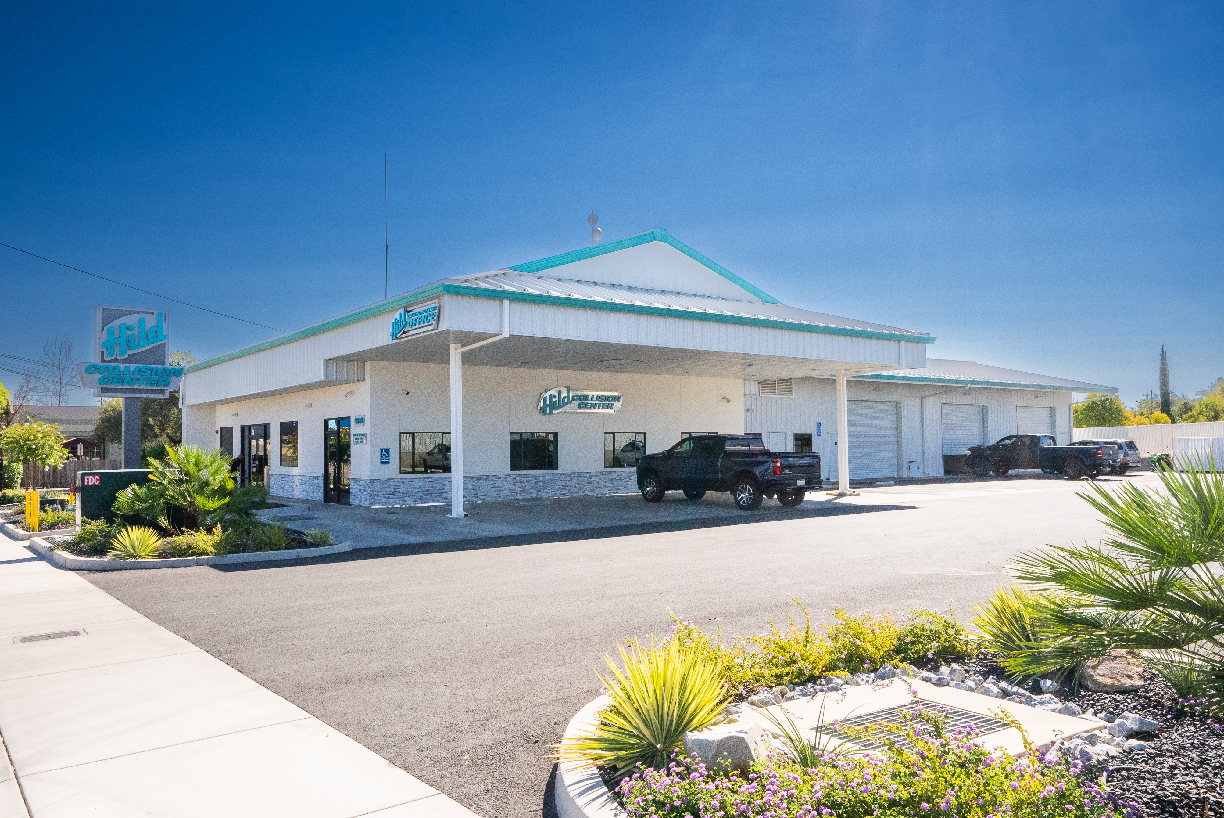 Hild Collision Center gallery 1