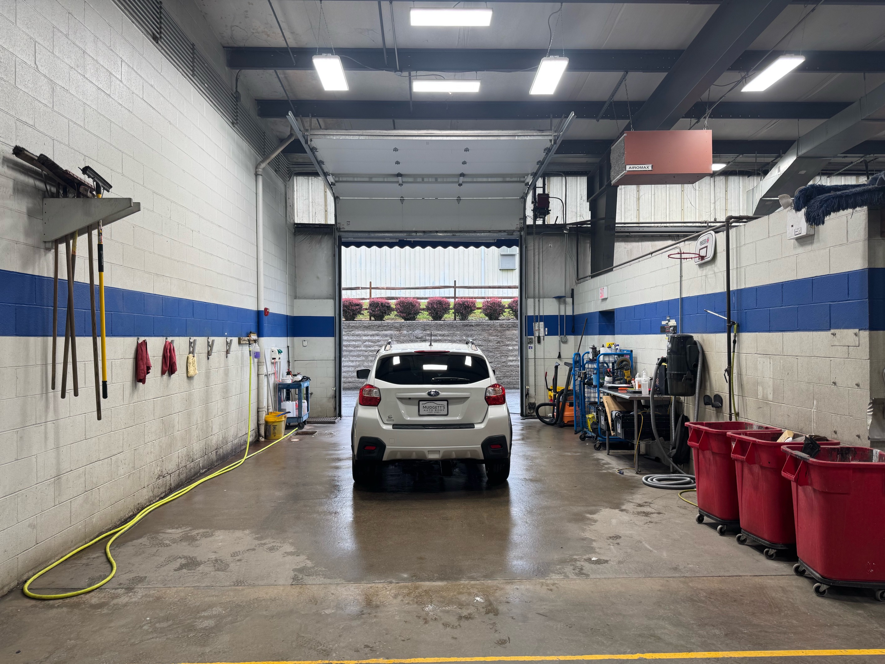 Mudgett Auto Body gallery 4