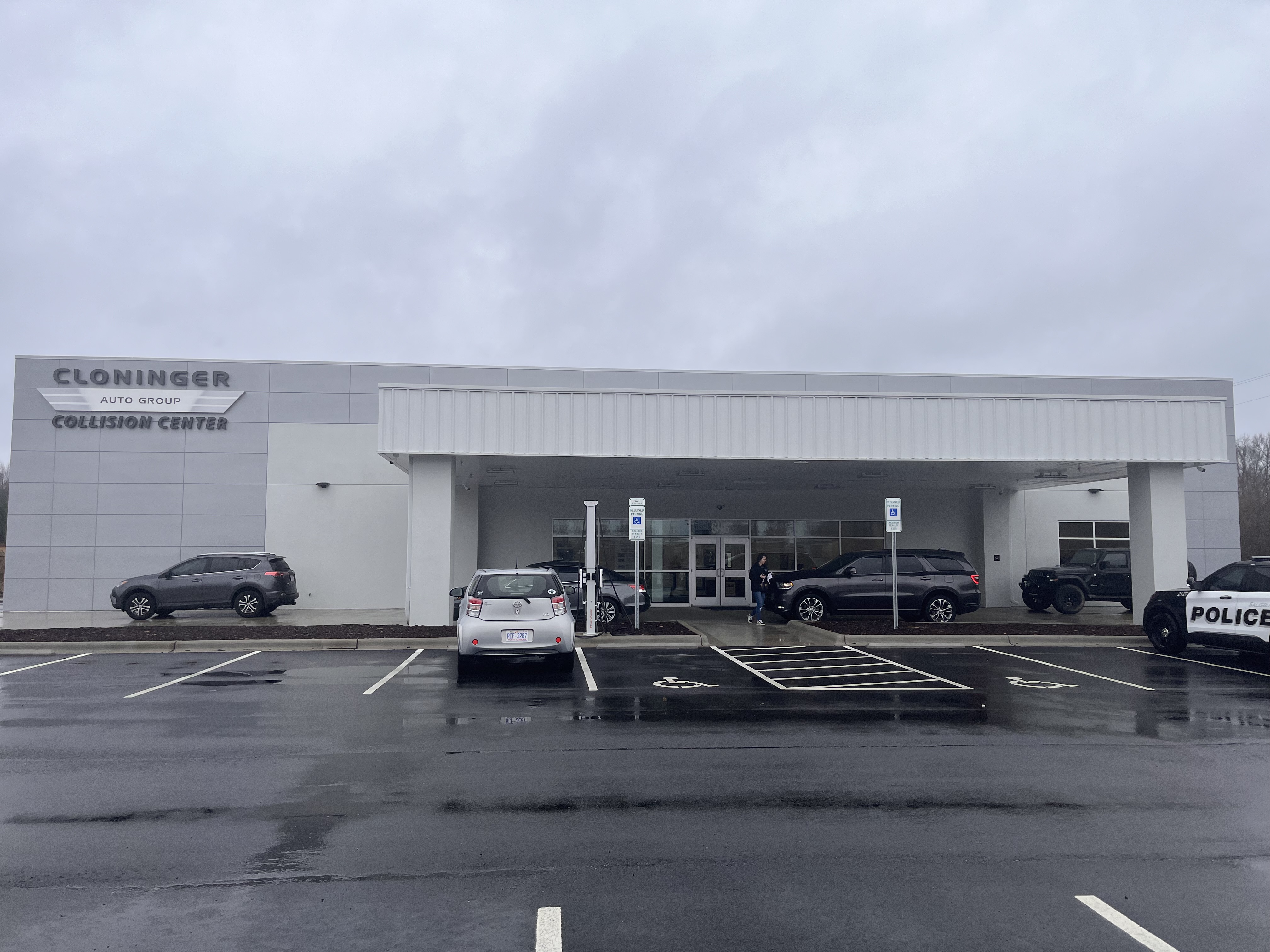 Cloninger Collision Center gallery 1