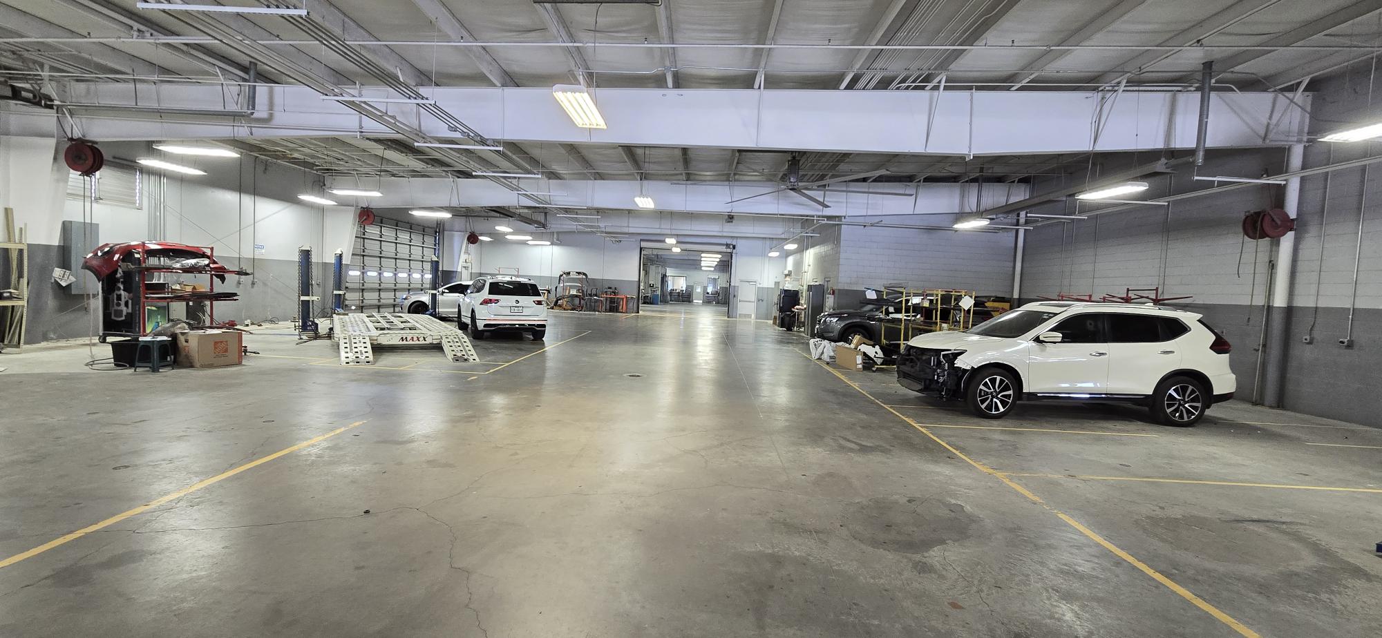 Baker Nissan Collision gallery 3