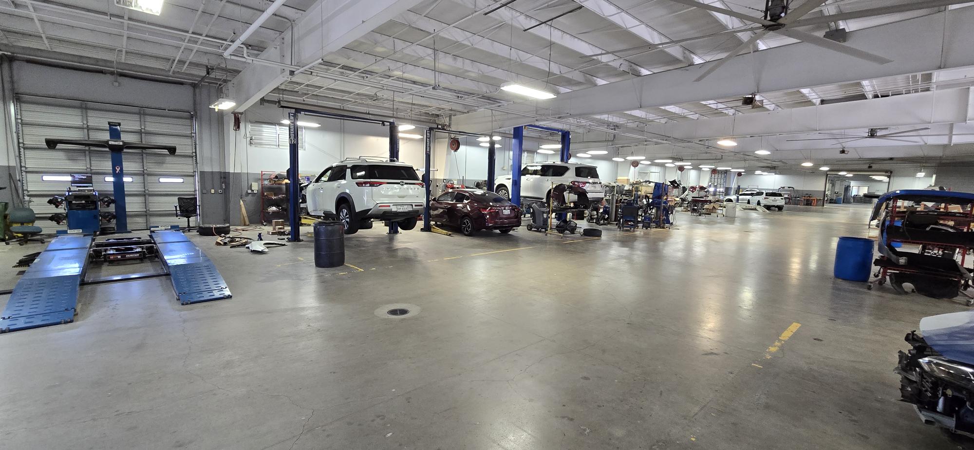 Baker Nissan Collision gallery 7