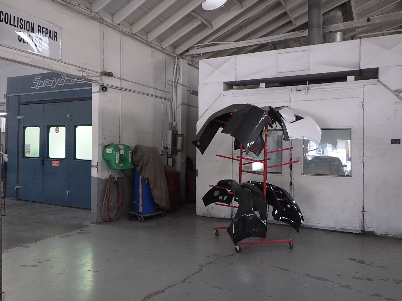 Auto Collision Center gallery 7