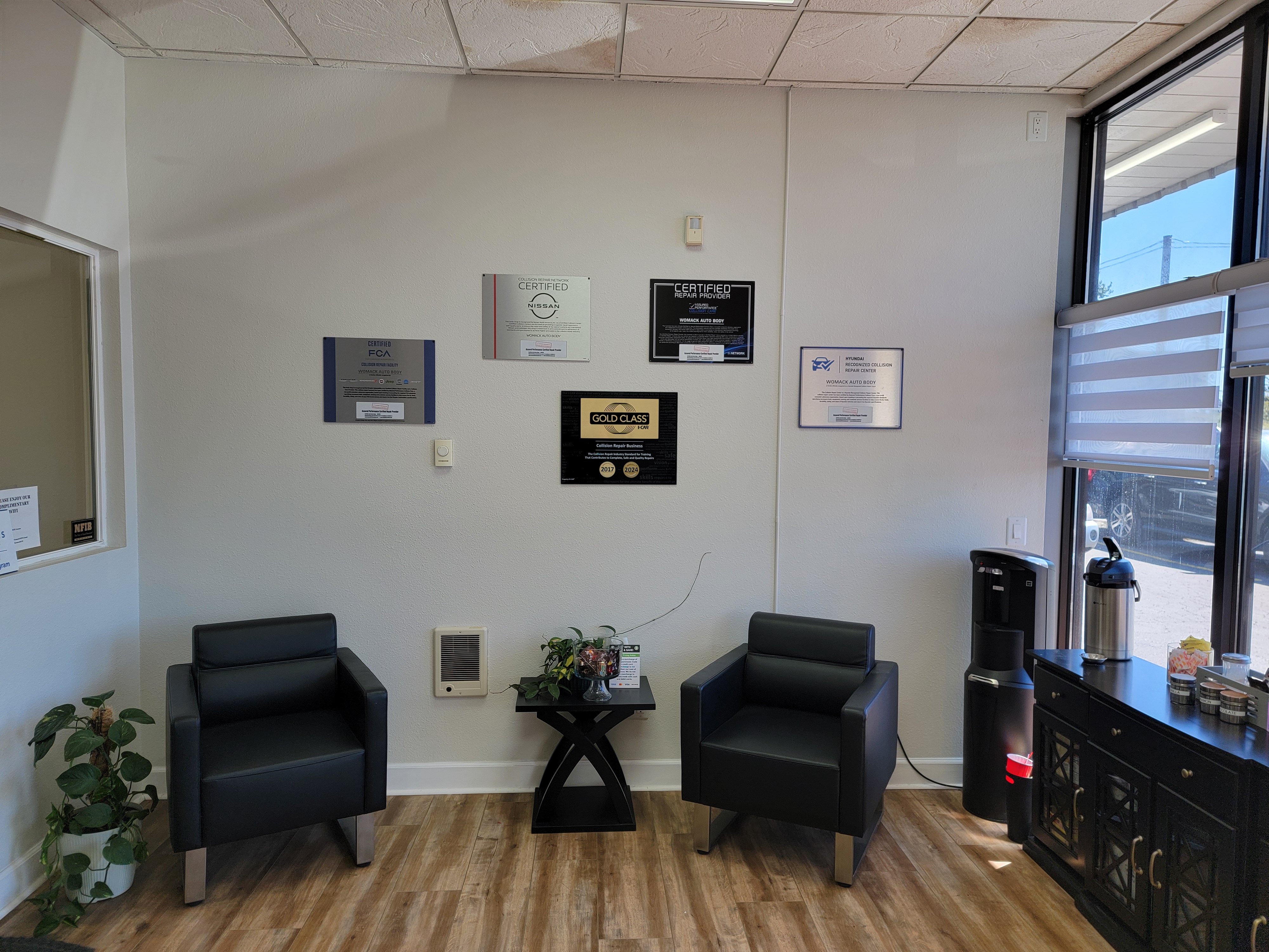 Womack Auto Body gallery 2